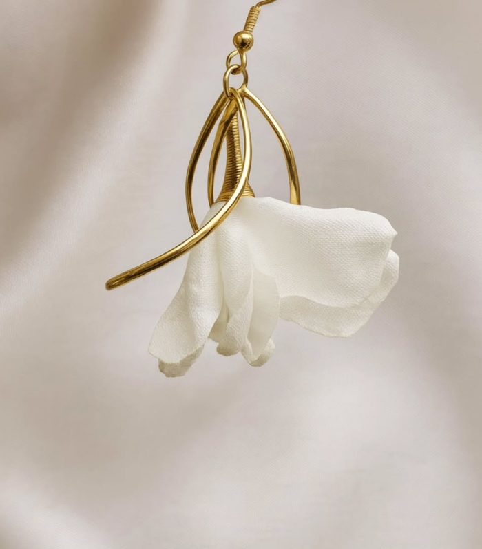 Brincos Flor Dourada