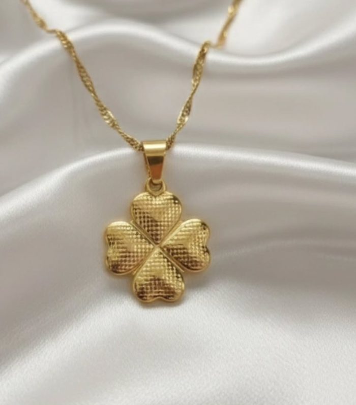 Colar Amuleto d’Or